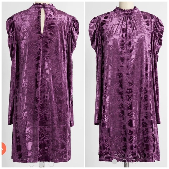 Modcloth In With The Nouveau Shift Dress in Purple Velvet Size 1X - Picture 1 of 10